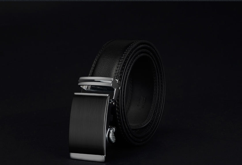 Male pin buckle belt